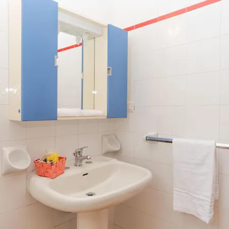 Sant'elmo - Rei240 By Interhome